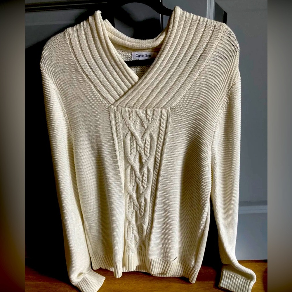 Men’s Calvin Klein Sweater Size M